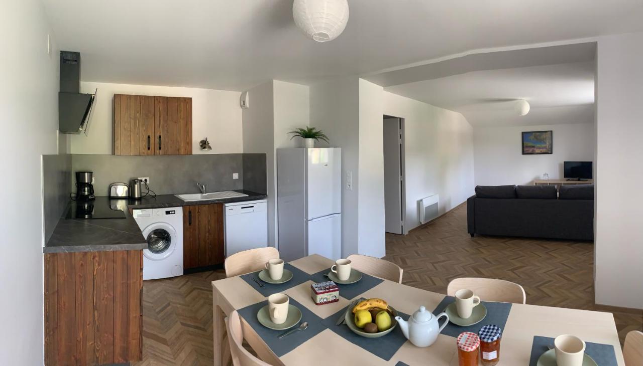 L'Azimut Hotel Senez Екстериор снимка