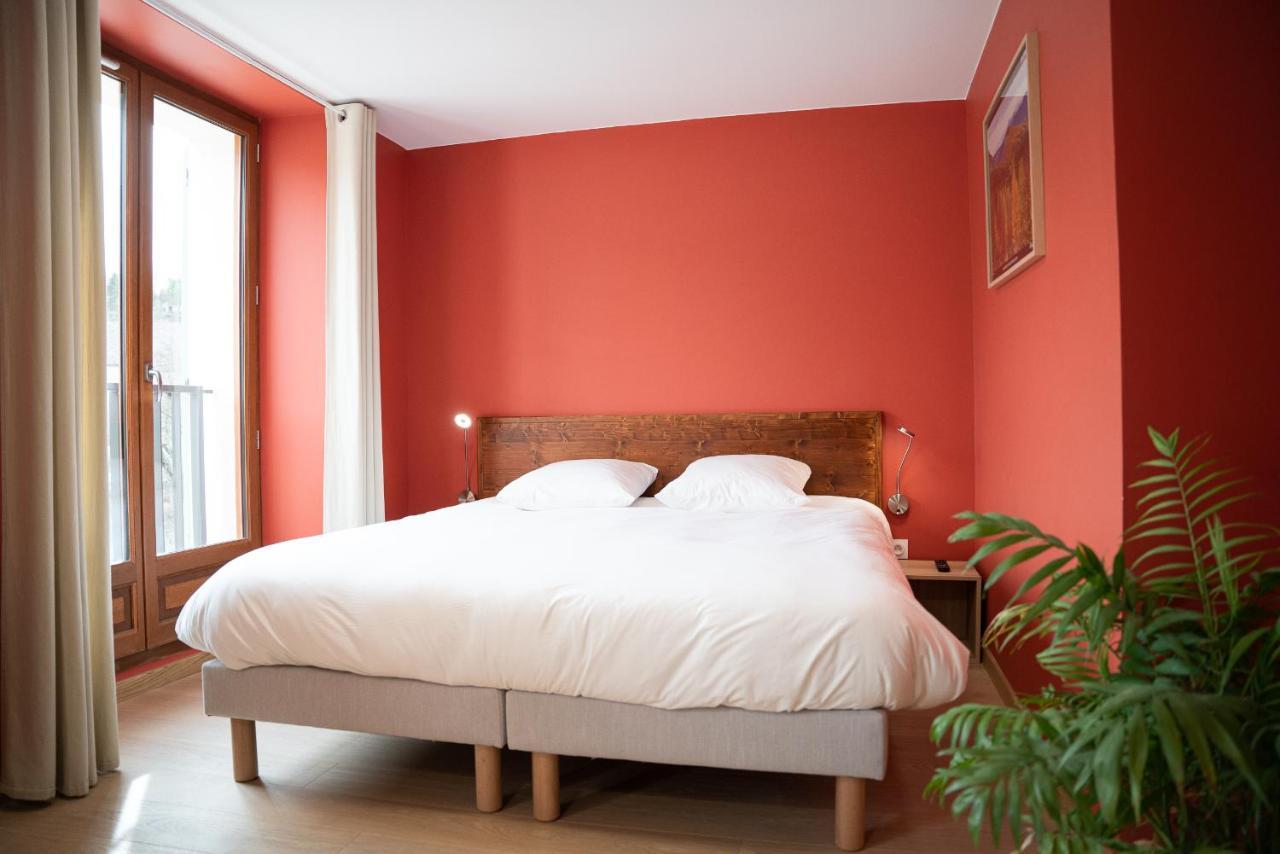 L'Azimut Hotel Senez Екстериор снимка