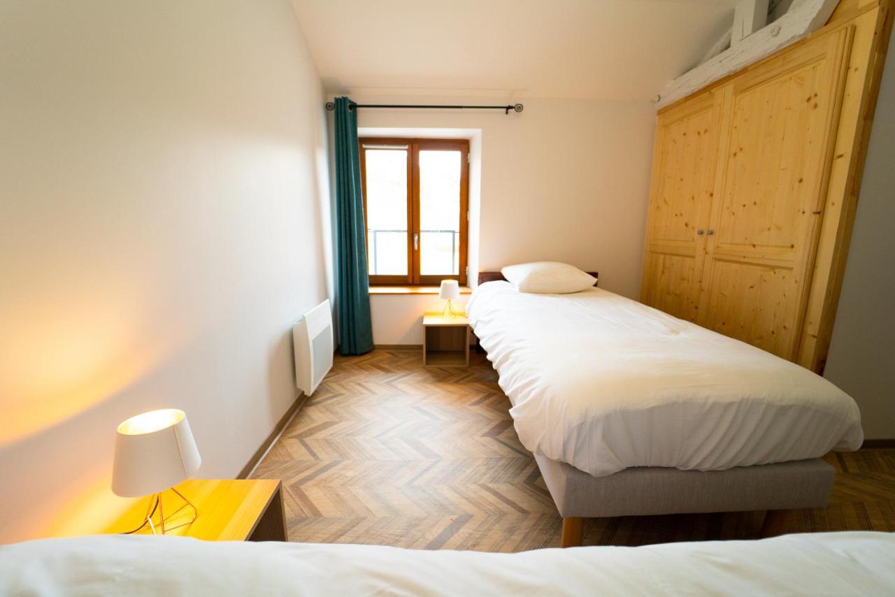 L'Azimut Hotel Senez Екстериор снимка